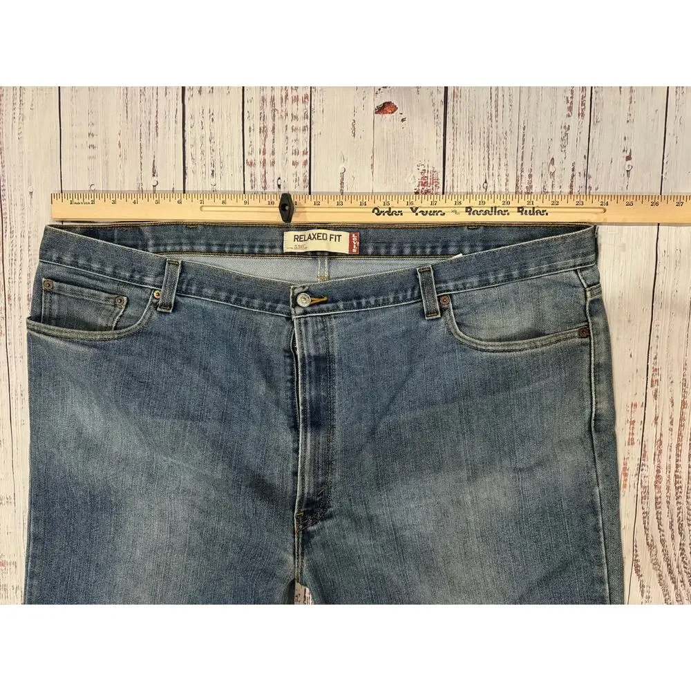Levi’s 550 Relaxed Jeans Men’s 48x32 Light Wash